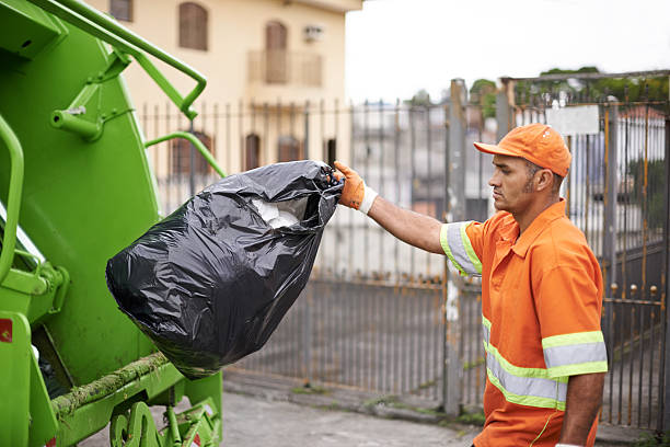 Best Yard Cleanup Services  in Leesburg, OH